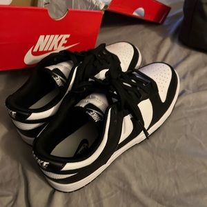 Men’s Nike Dunk Low ‘Black and White’ Sneakers
